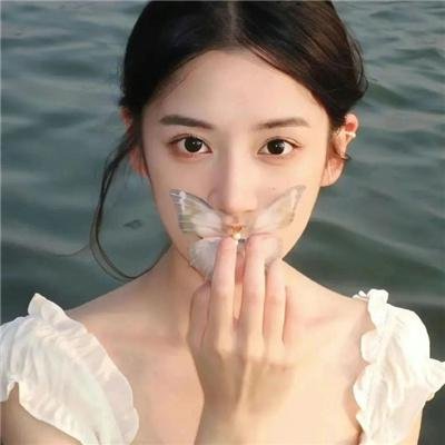 俏女怀春 海报