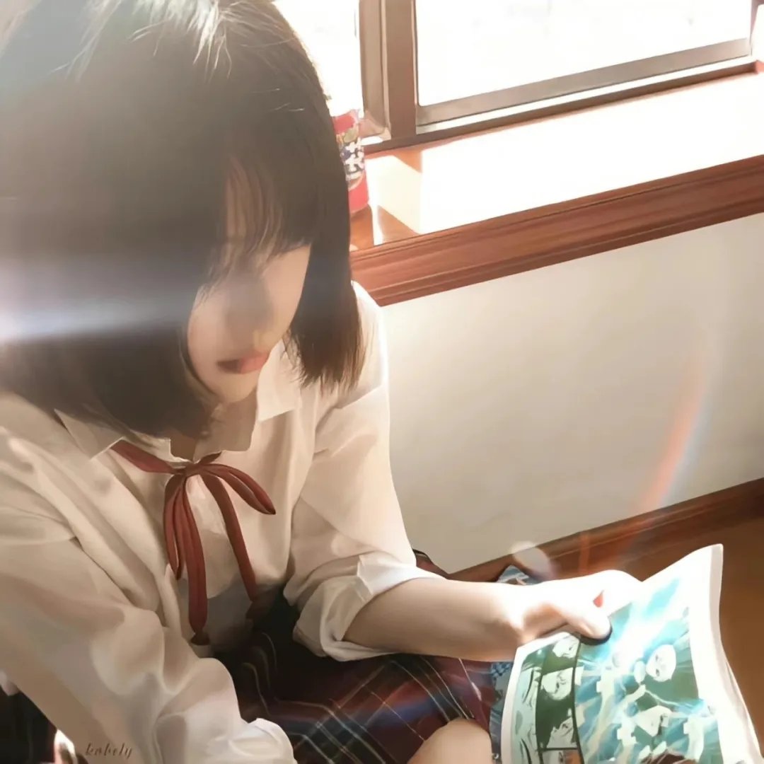 人事美魔女·椿真子 海报