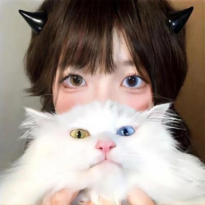 胆小别看 海报